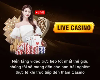 Người chơi trải nghiệm slot game trên điện thoại